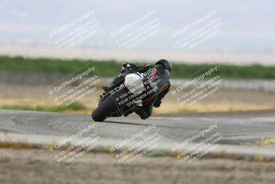 media/May-03-2025-CRA (Sat) [[22b18d099a]]/Races/Race 2/